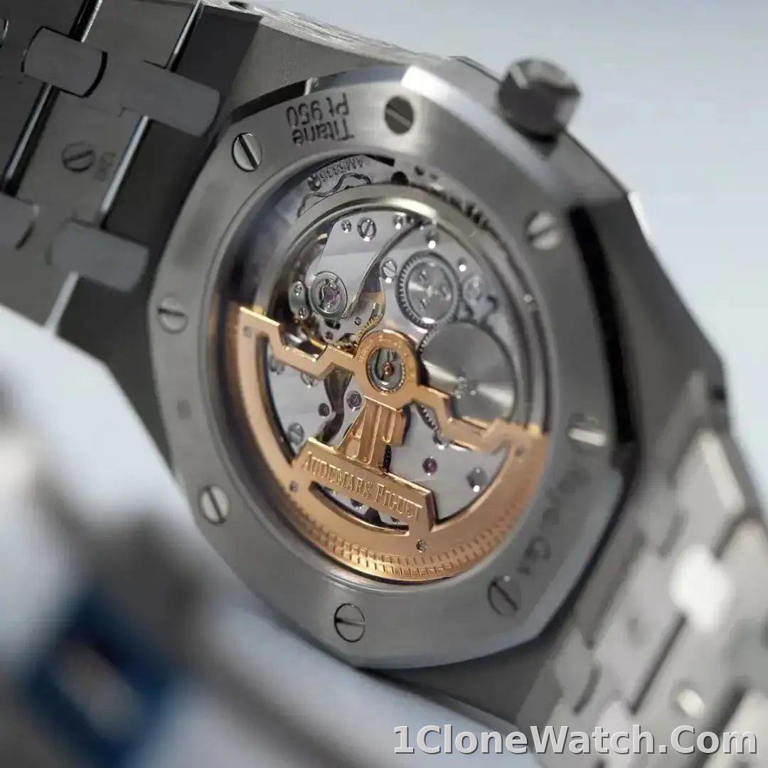 Audemars Piguet Royal Oak Jumbo Extra-Thin Blue 15202IP.OO.1240IP.01 - detail