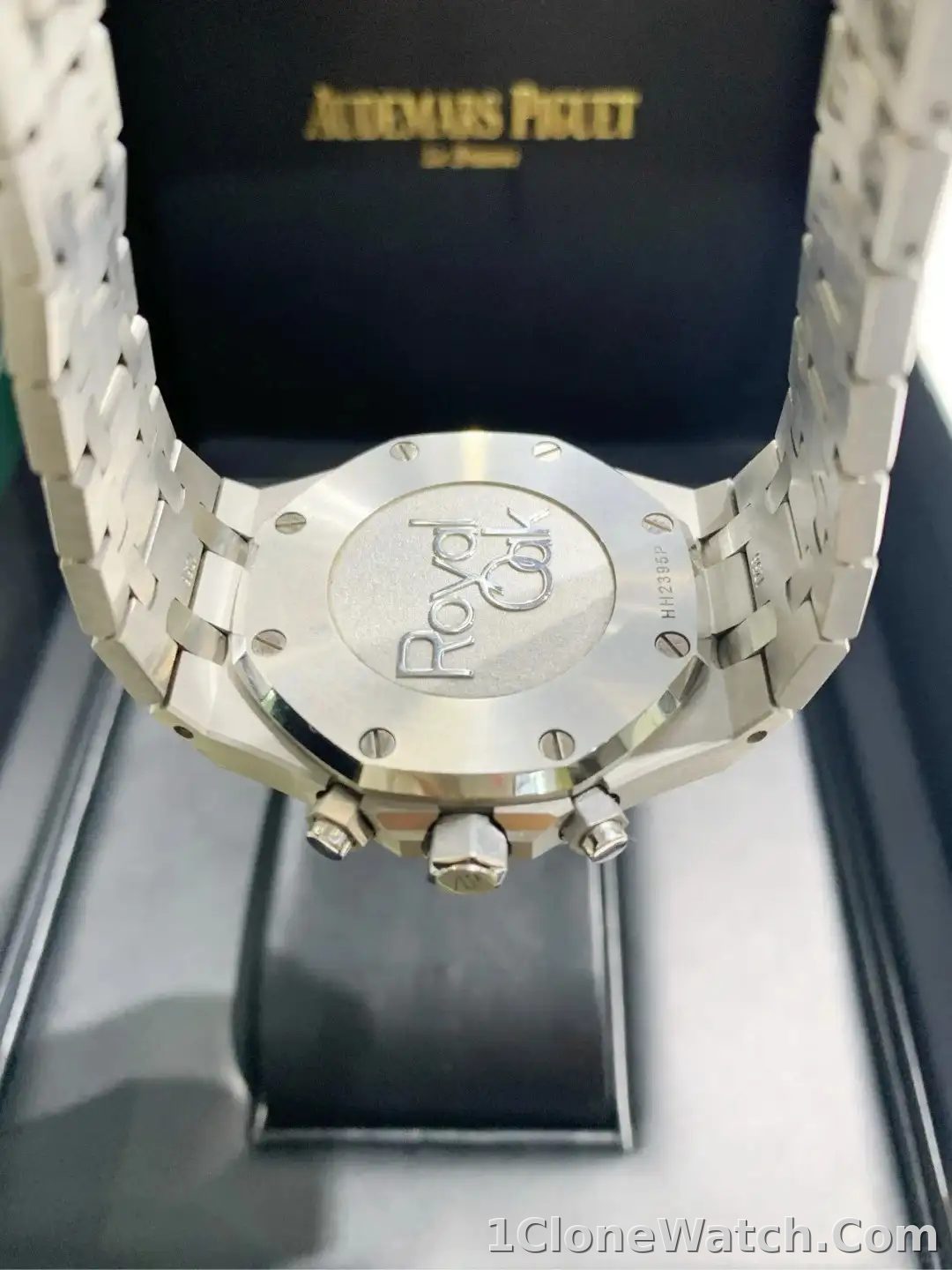 Audemars Piguet Royal Oak Offshore Selfwinding Chronograph Gray 26315ST.OO.1256ST.02 - detail
