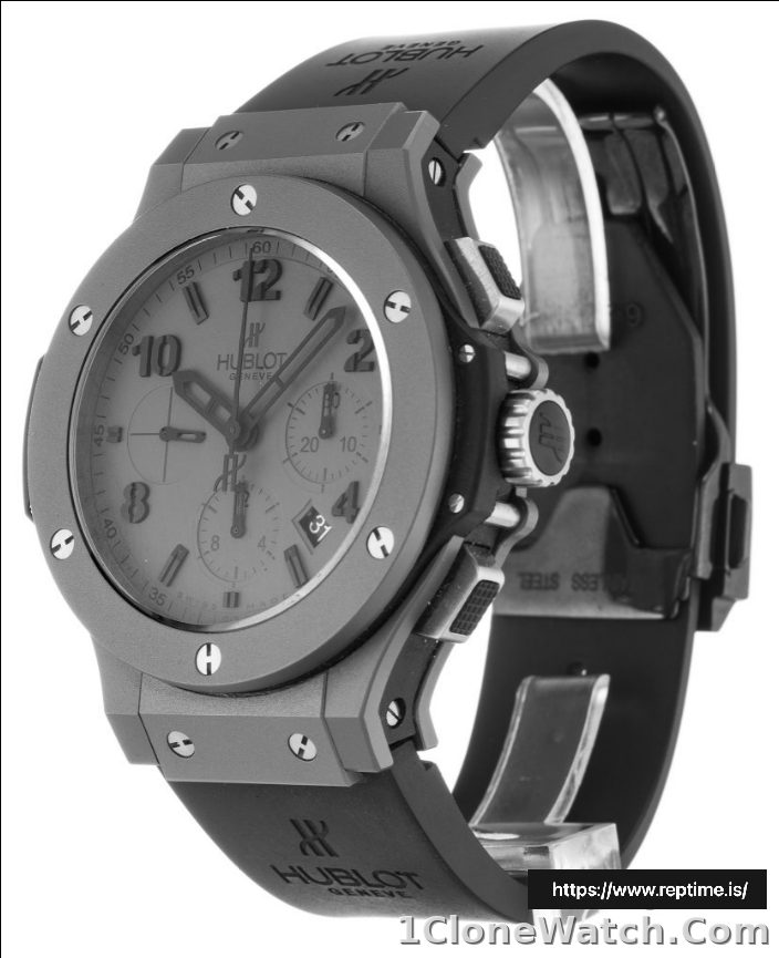 Hublot 44mm 301.AI.460.RX Men Quartz 44 MM - detail