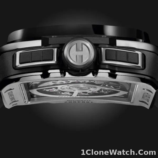 Hublot Square Bang Men Automatic Skeleton Rubber Watch 821.NM.0170.RX - detail