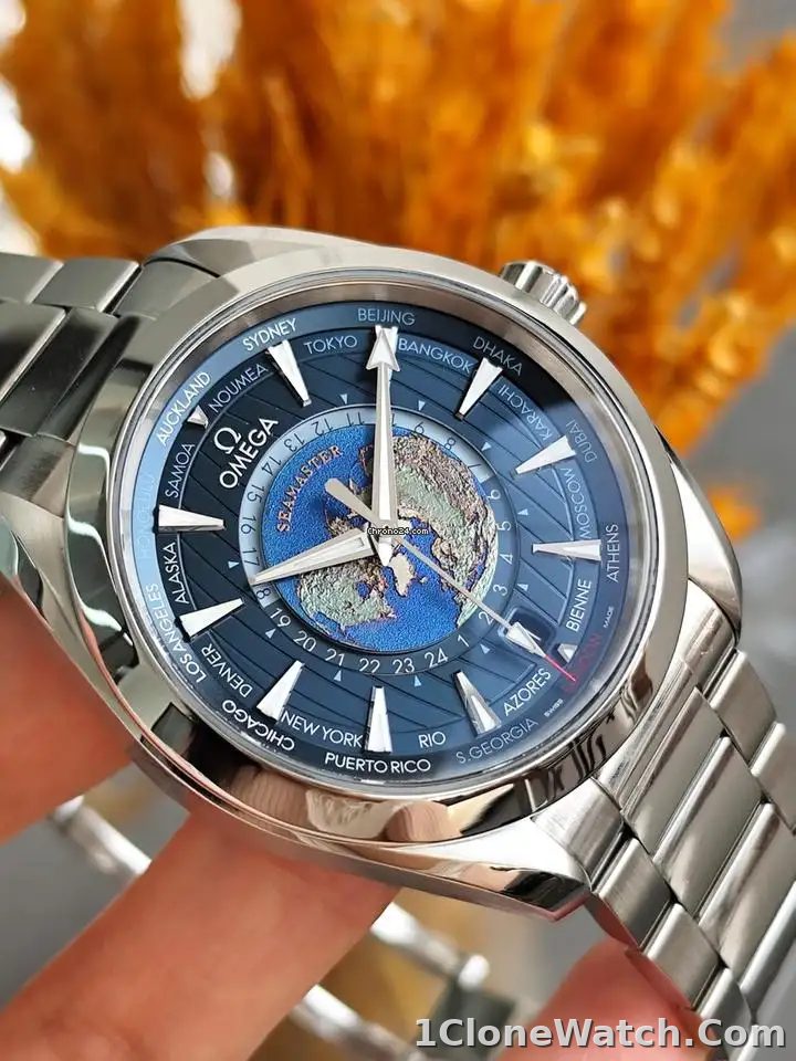 Omega Seamaster Aqua Terra Men Automatic Blue Stainless Steel Watch O22010432203001 - detail
