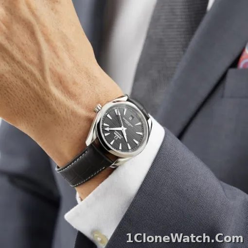 Omega Seamaster Aqua Terra Men Automatic Black Leather Watch O22013382001001 - detail