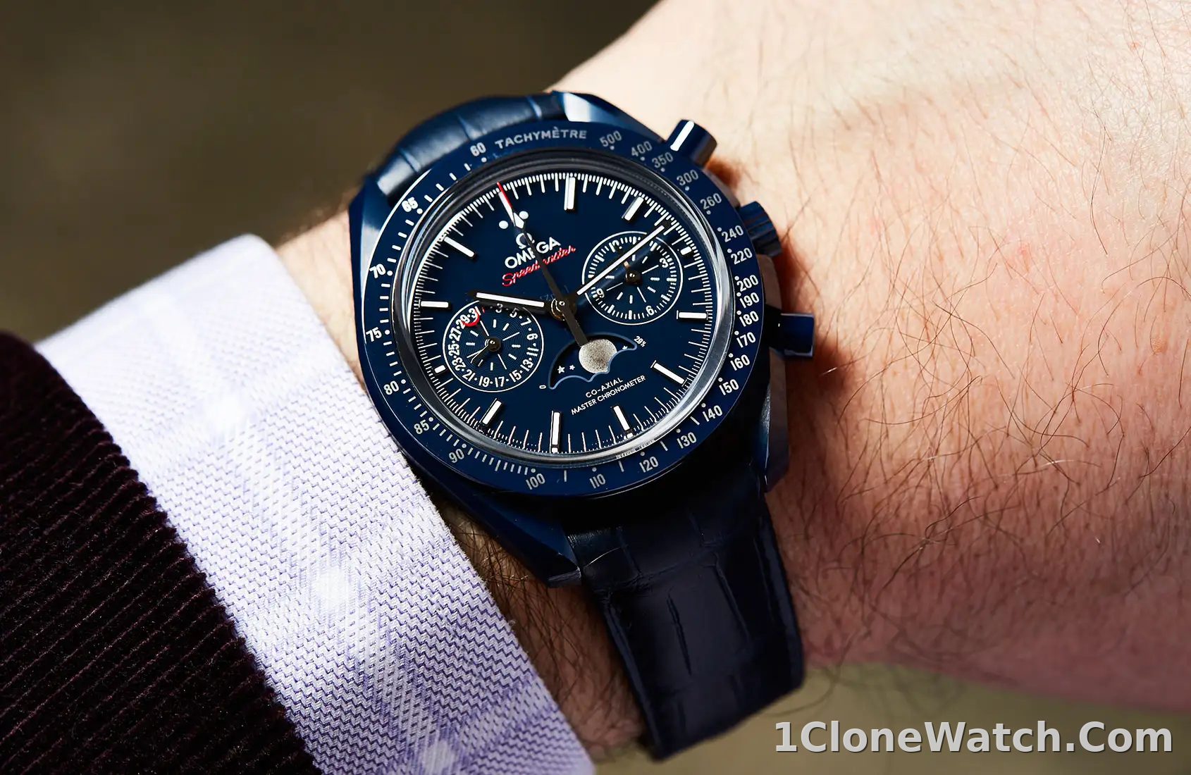 Omega Speedmaster Men Automatic Blue Leather Watch O30493445203001 - detail