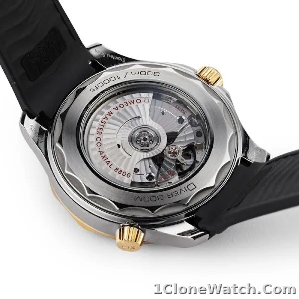 Omega Seamaster Men Automatic Black Rubber Watch O21022422001001 - detail