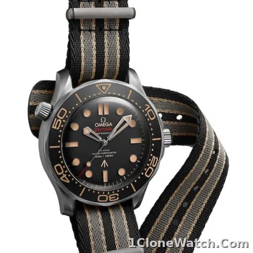 Omega Seamaster Men Automatic Black Fabric 007 Watch O21092422001001 - detail