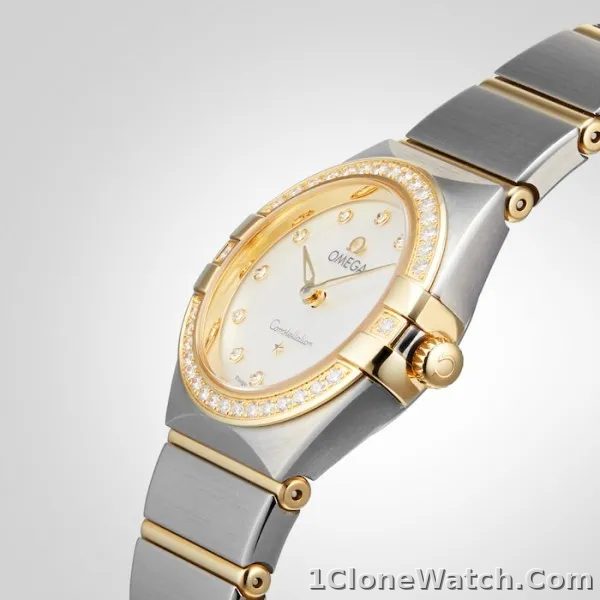 Omega Constellation Women Quartz Mother of Pearl Stainless Steel Watch O13125286052002 - detail