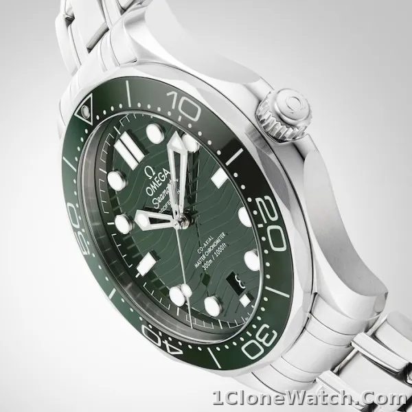Omega Seamaster Men Automatic Green Stainless Steel Watch O21030422010001 - detail