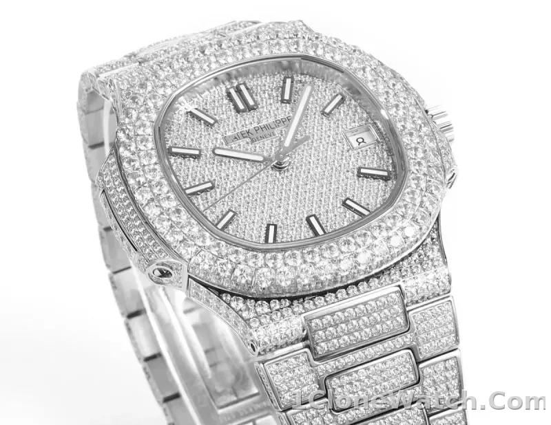 Patek Philippe Nautilus Full Star Platinum Watch - detail