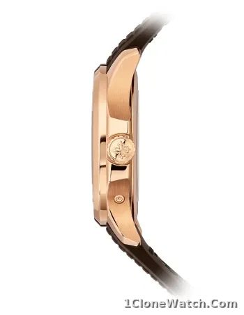 Patek Philippe Aquanaut Travel Time Rose Gold Watch 5164R-001 - detail