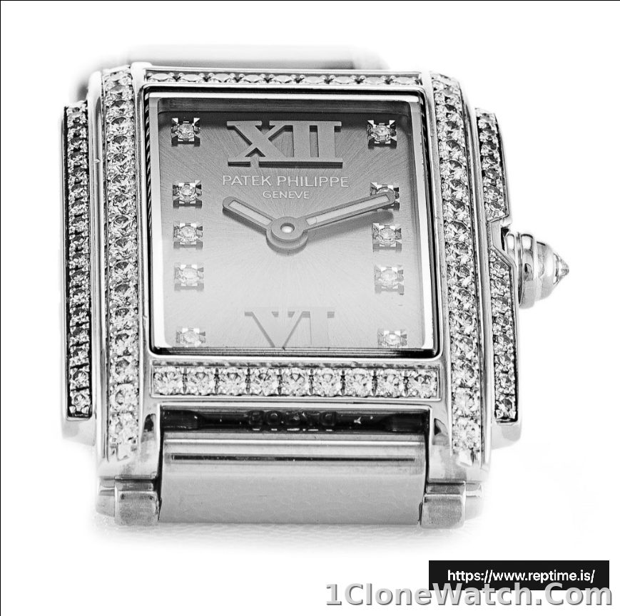 Patek Philippe Twenty-4 4908/310G Women Quartz 22.8 MM - detail