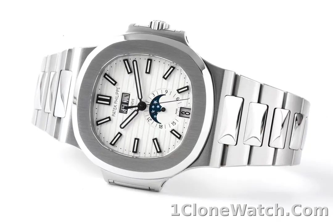 Patek Philippe Nautilus Silver Annual Calendar - detail