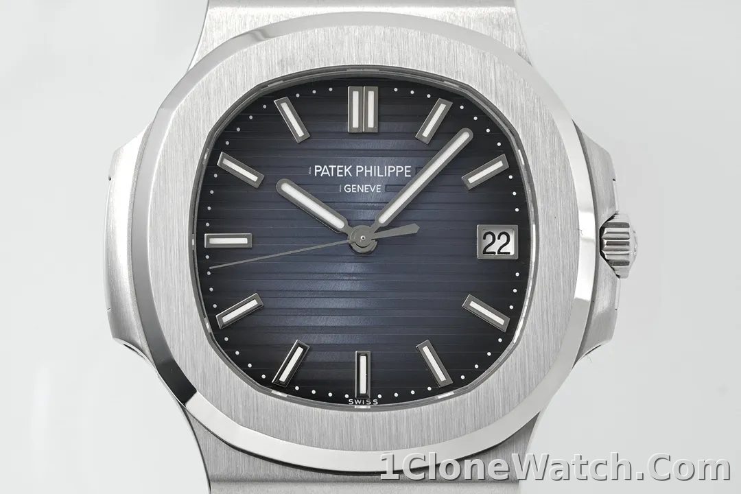 Patek Philippe 5811G Blue Nautilus Watch - detail
