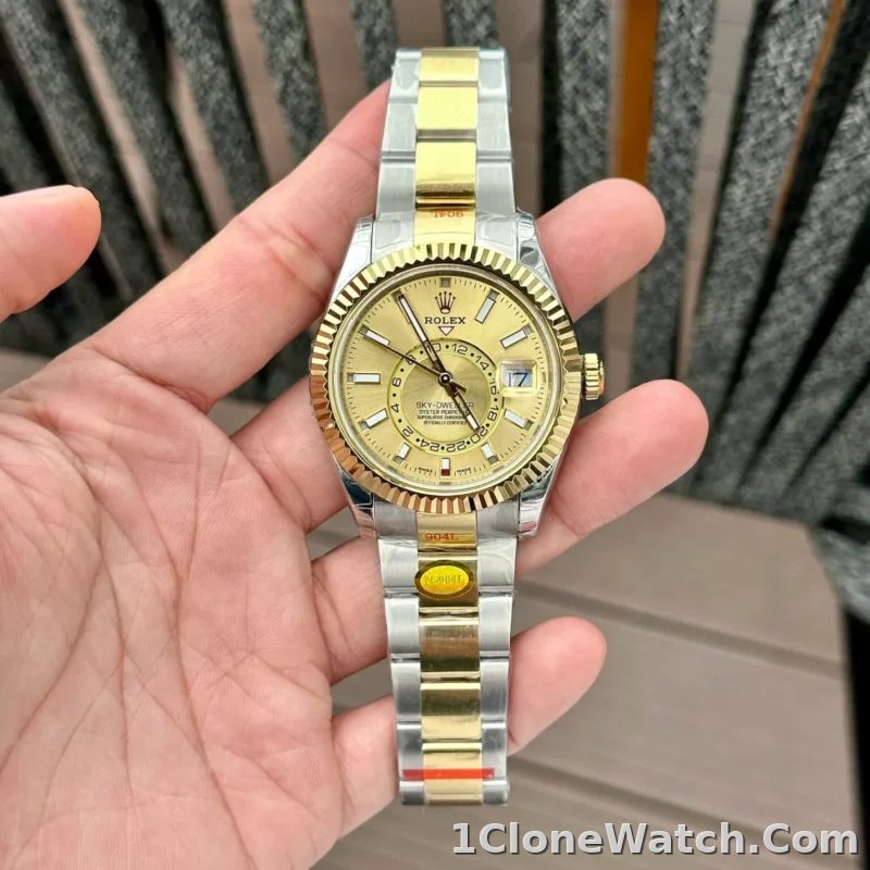 Superclone Rolex Sky-Dweller 42 mm Champagne Dial 336933 - detail