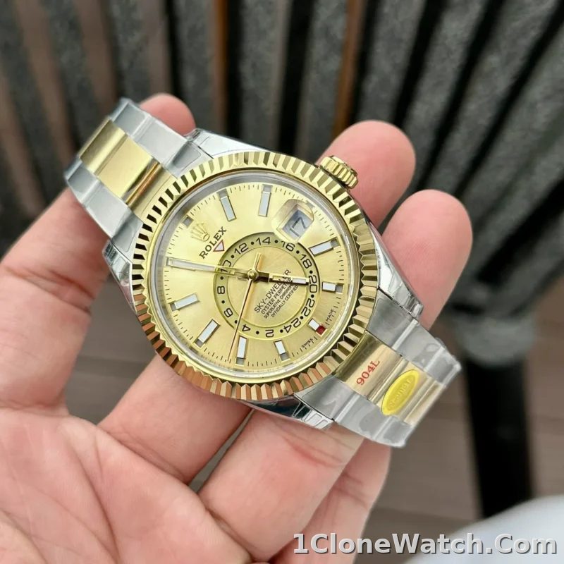 Superclone Rolex Sky-Dweller 42 mm Champagne Dial 336933 - detail