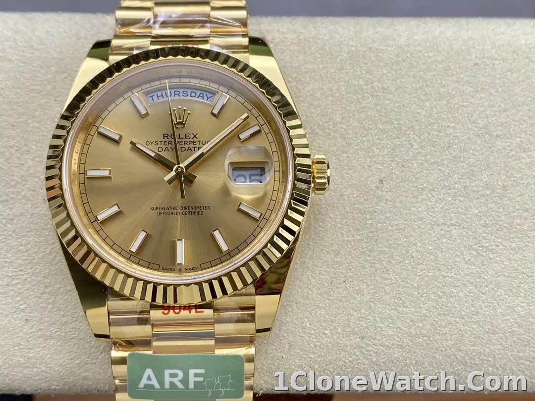 Superclone Rolex Day-Date II 40mm Champagne Dial 228238 - detail