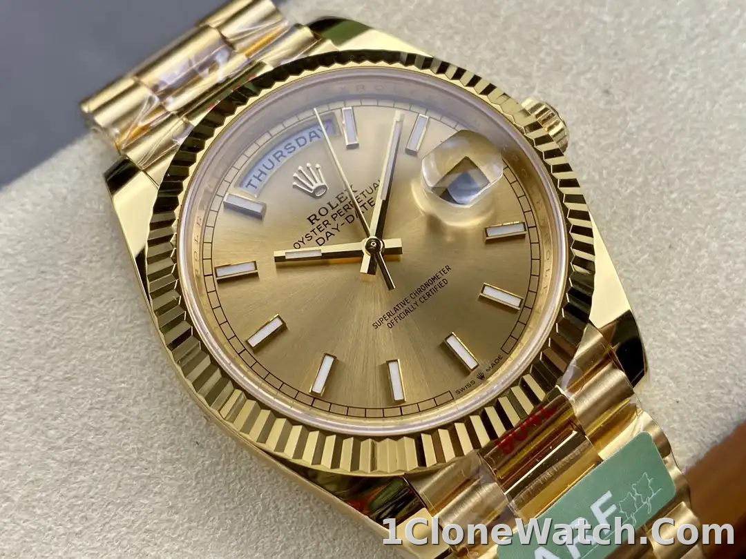 Superclone Rolex Day-Date II 40mm Champagne Dial 228238 - detail