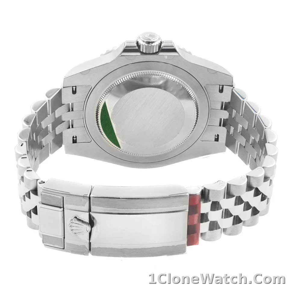 Superclone Rolex GMT-Master II Black Dial 126710BLNR  Batgirl - detail