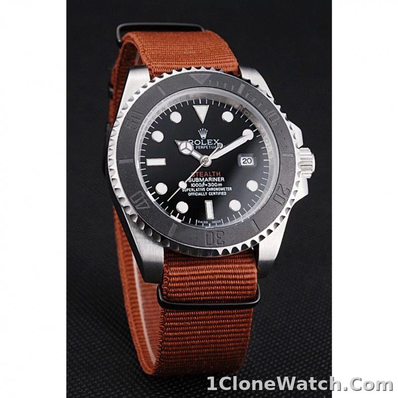 Rolex Submariner 41mm Black Dial 621387 - detail
