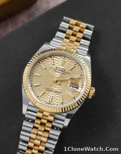 Rolex Datejust 126333 41mm Golden (Jubilee) - detail