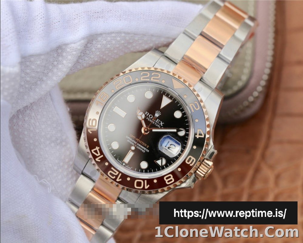 Rolex GMT Master II 126711 Men Automatic 40MM - detail