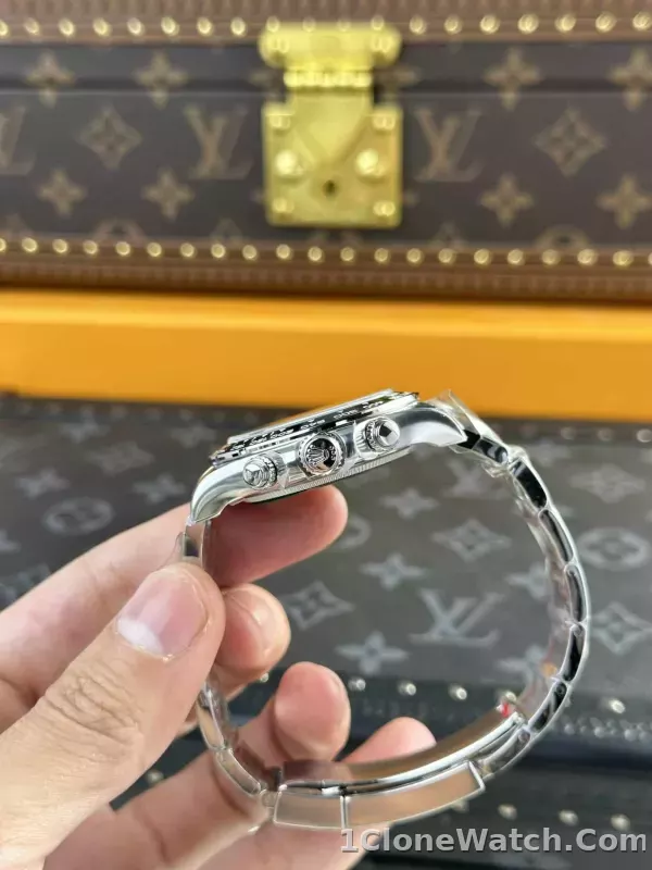 Superclone Rolex Daytona  Panda  40 mm White Dial 126500LN - detail