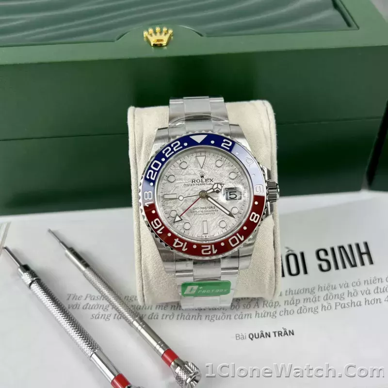Superclone Rolex GMT-Master II Meteorite Dial 126719BLRO  Superman  Oyster - detail
