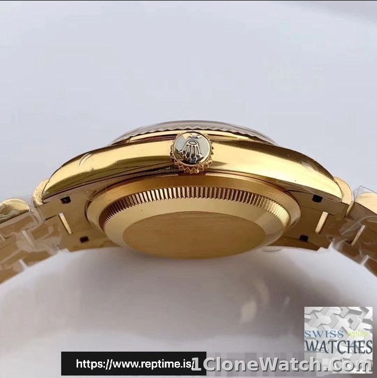 ROLEX DAY DATE WHITE DIAL SAPPHIRE CRYSTAL 36MM SWISS REPLICA m128238.2 - detail