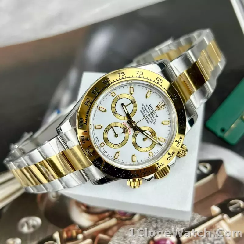 Superclone Rolex Daytona 40 mm White Dial 126503 - detail