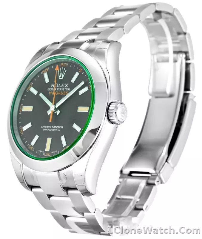 Rolex Milgauss 40mm Black Dial 116400GV - detail