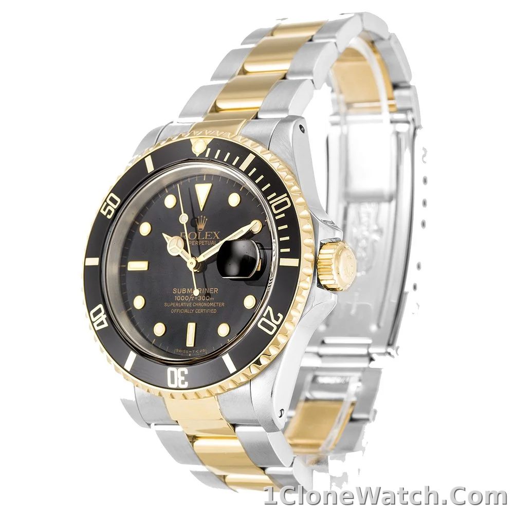 Rolex Submariner 40mm Black Dial 16613 - detail