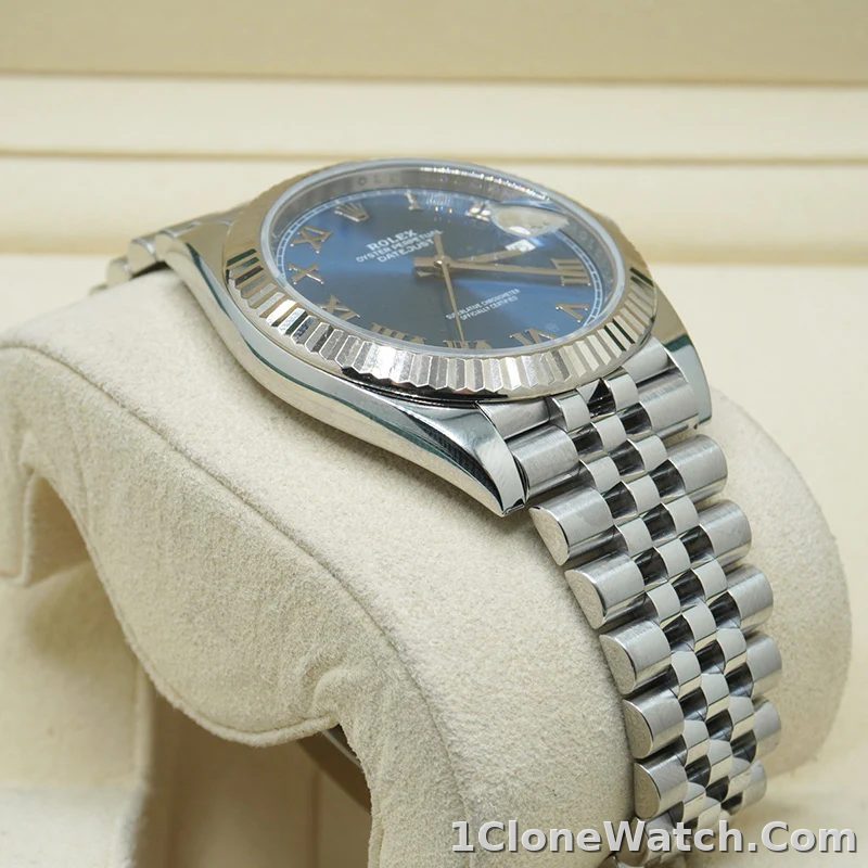 Rolex Datejust 41mm Blue Dial 126334 Jubilee Roman Dials - detail
