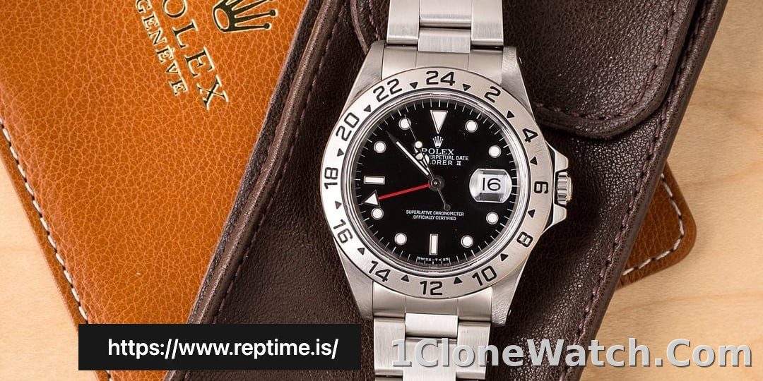 Rolex Explorer II Automatic Black 16570 40MM - detail