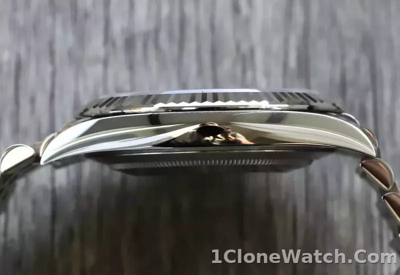 Superclone Rolex Datejust 41mm Rhodium Dial 126334  Wimbledon  Flutted / Jubilee - detail