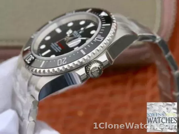 ROLEX SEA DWELLER BLACK DIAL SCRATCH PROOF 43MM SWISS REPLICA 126600.2 - detail