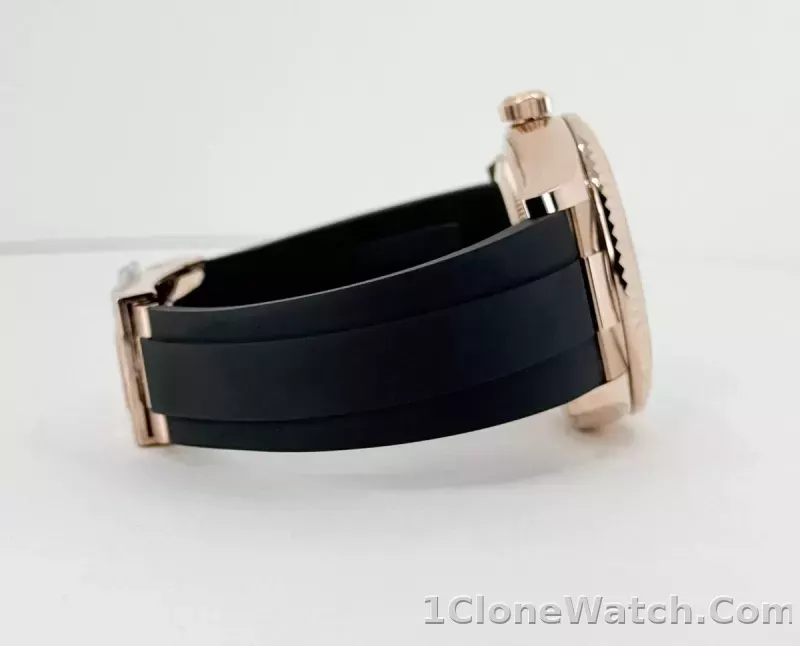 Rolex Sky-Dweller 42mm White Dial 326235 - detail
