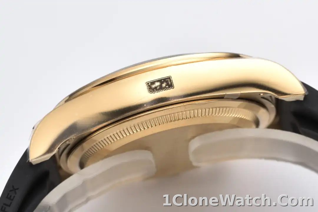 Superclone Rolex Daytona 40 mm Golden Dial 126518LN  Pikachu - detail