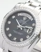 Rolex Day-Date 36mm Black Dial 118346 - view 4