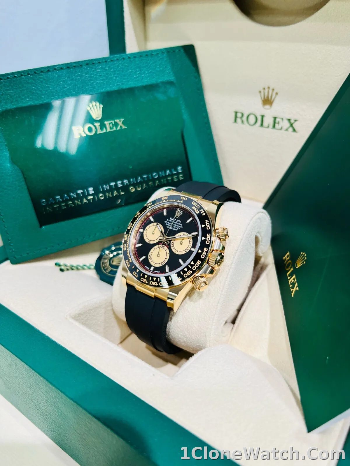 Superclone Rolex Daytona 40 mm Intense black Dial 126518LN - detail