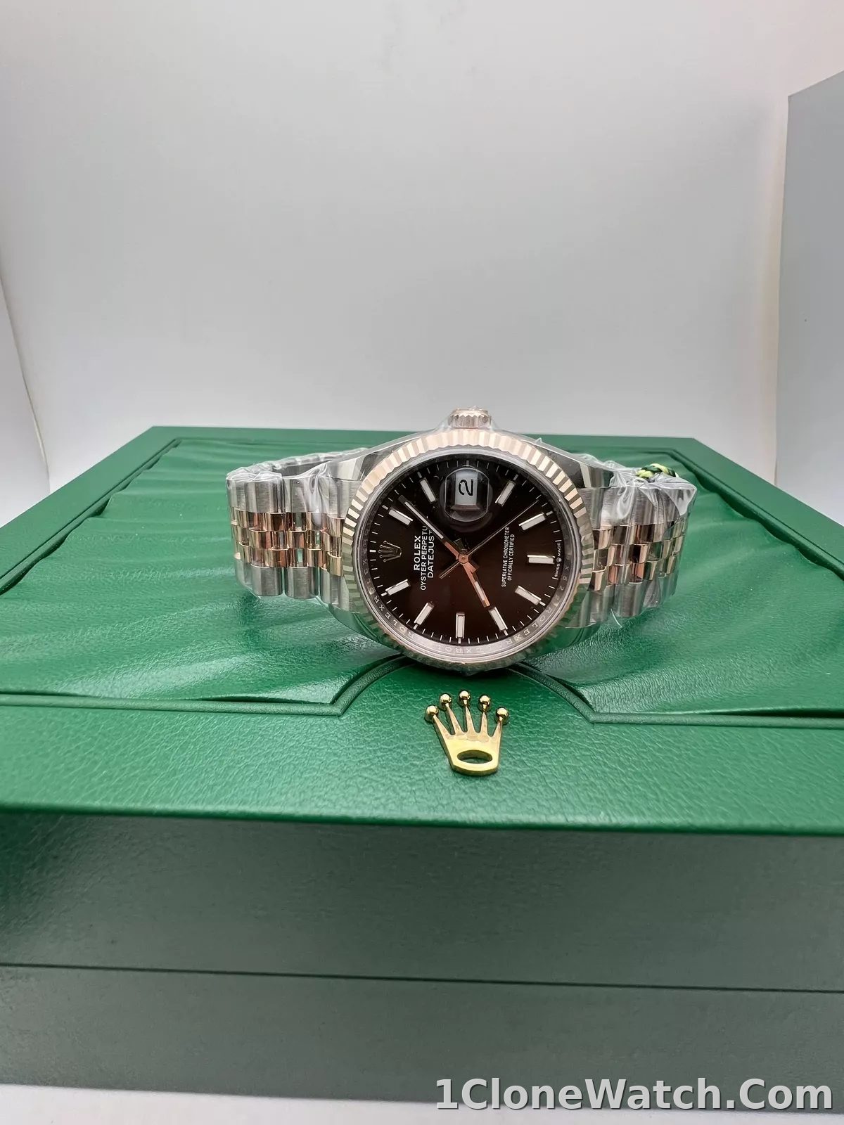 Superclone Rolex Datejust 36 mm Chocolate Dial 126231 Jubilee - detail