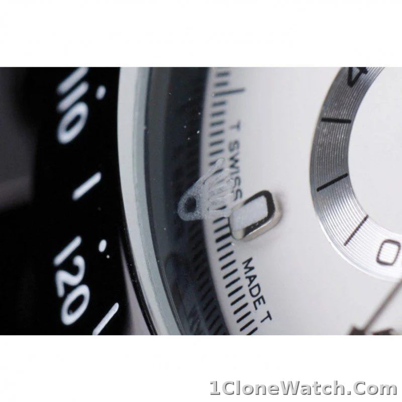 Rolex Daytona 40mm White Dial RL106 - detail