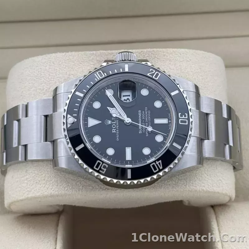 Superclone Rolex Submariner 41mm Black Dial 126610LN - detail