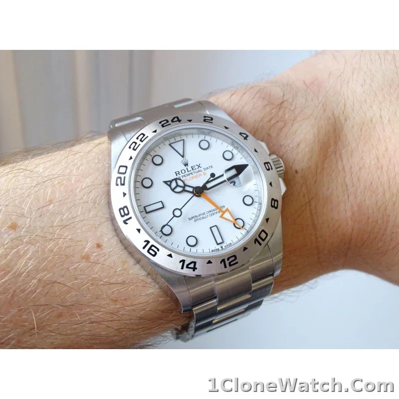 Rolex  Polar  Explorer II 42mm White Dial 226570 WSO - detail