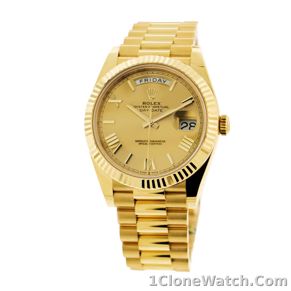 Superclone Rolex Day-Date 40 mm Roman Champagne Dial 228238 - detail