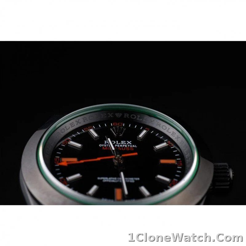 Rolex Milgauss 40mm Black Dial PRL05090290 - detail