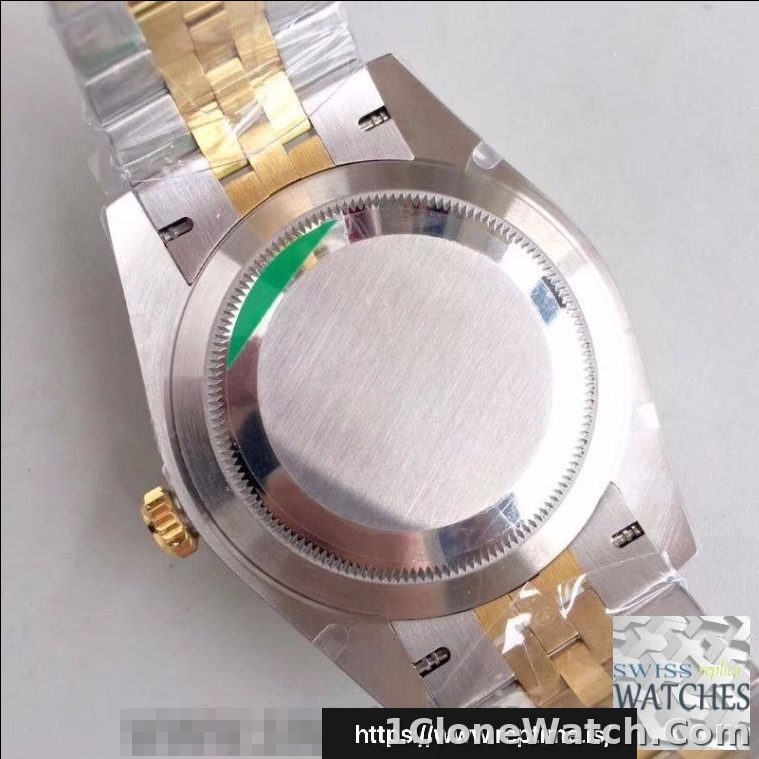 ROLEX DATEJUST SILVER DIAL SAPPHIRE CRYSTAL 41MM SWISS REPLICA m126333.0004 - detail