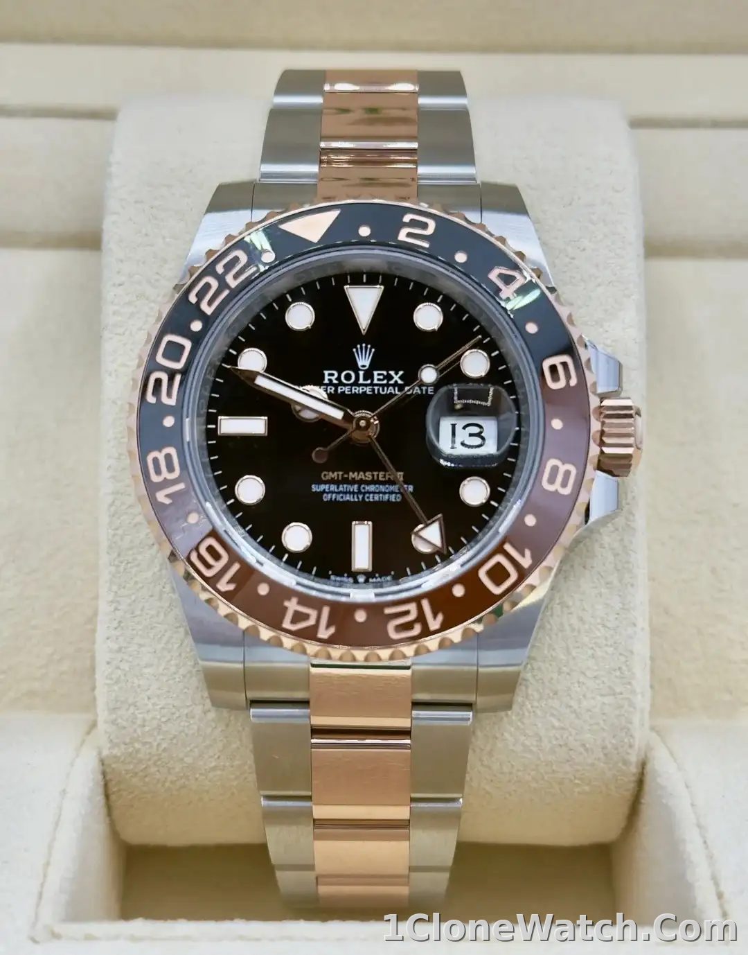 Rolex GMT-Master II Oyster 40 mm Oystersteel and Everose gold 126711CHNR - detail