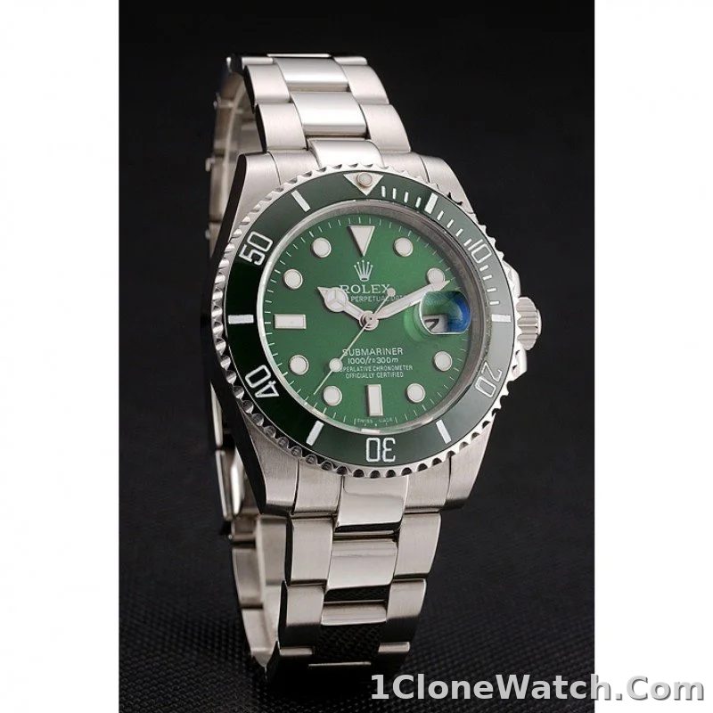 Rolex Submariner 41mm Green Dial 1454069 - detail