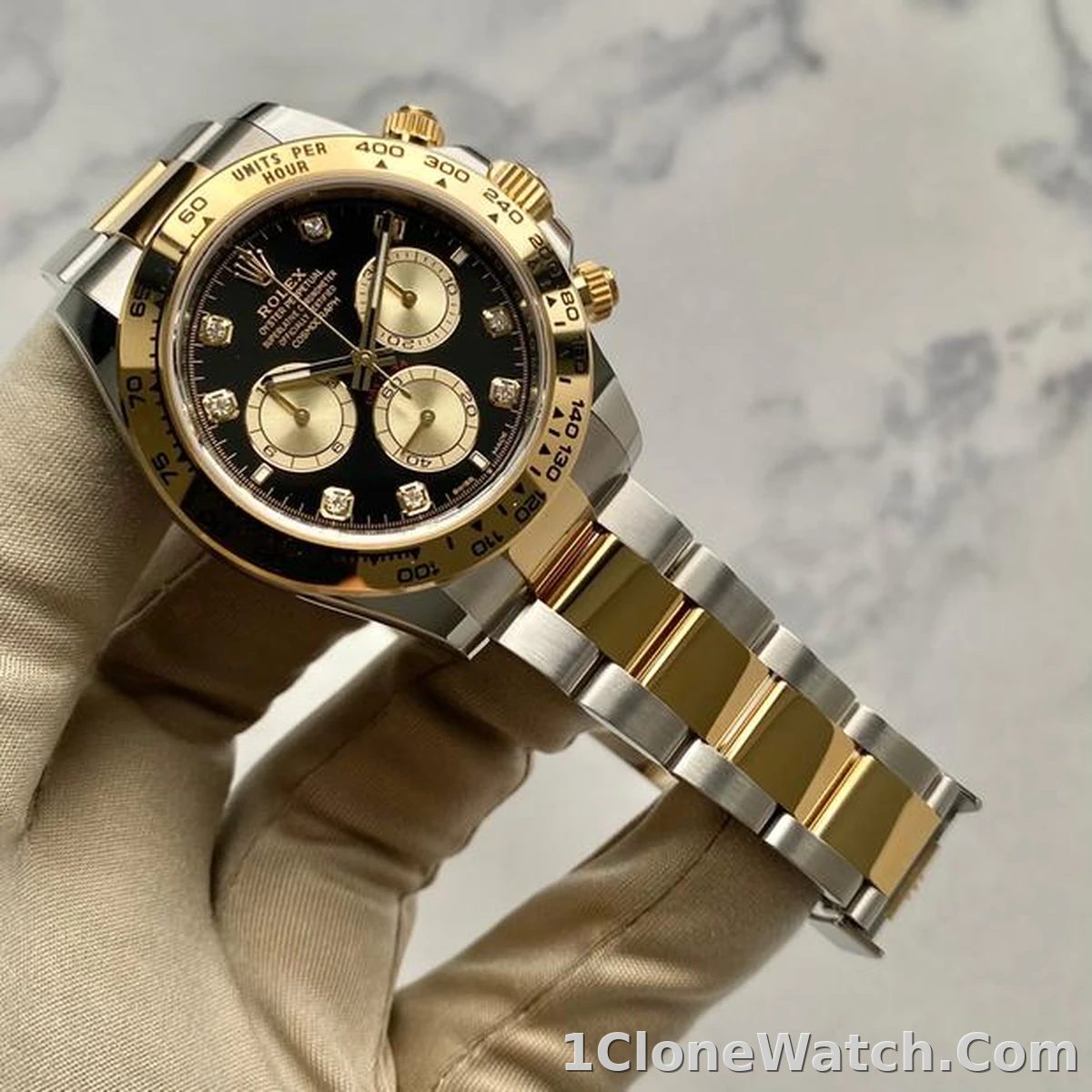 Superclone Rolex Daytona Black Diamond Dial 126503 - detail