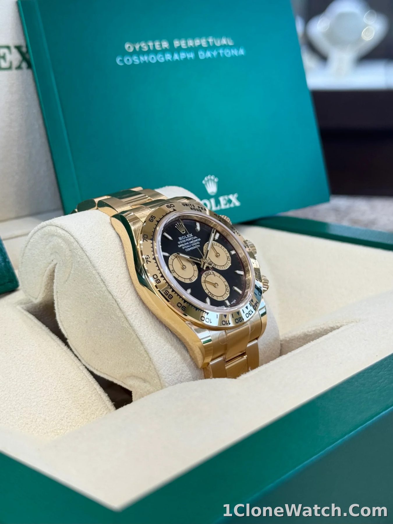 Superclone Rolex Daytona 40 mm Black Dial 126508 - detail