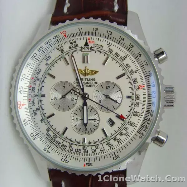 Breitling Navitimer World A24322 - detail
